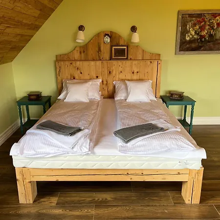 Agroturystyka Pod Kogutem 4 *